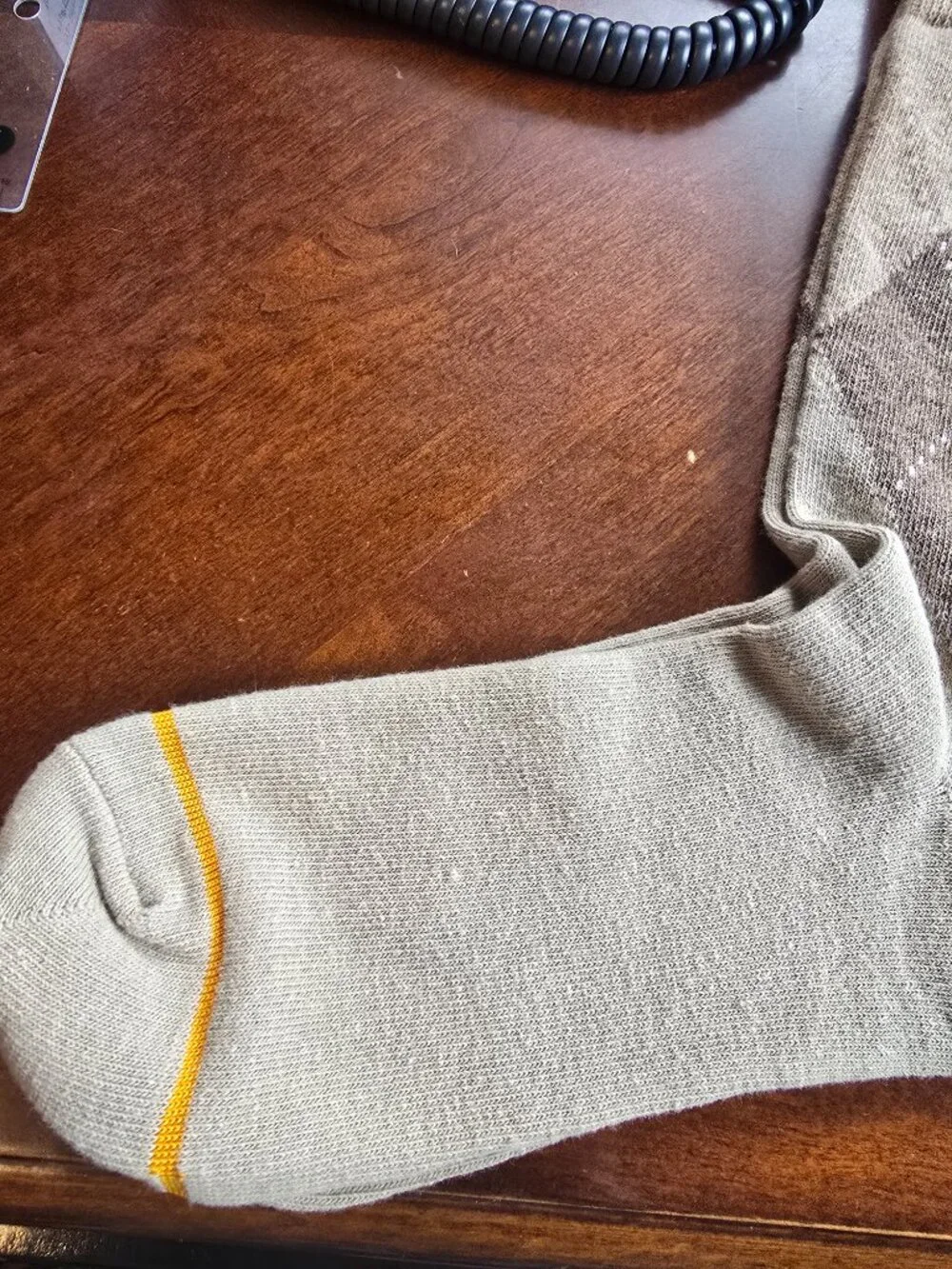 Signature Gold by GoldToe Men's Argyle Socks - Tan - Moisture Control - NWT